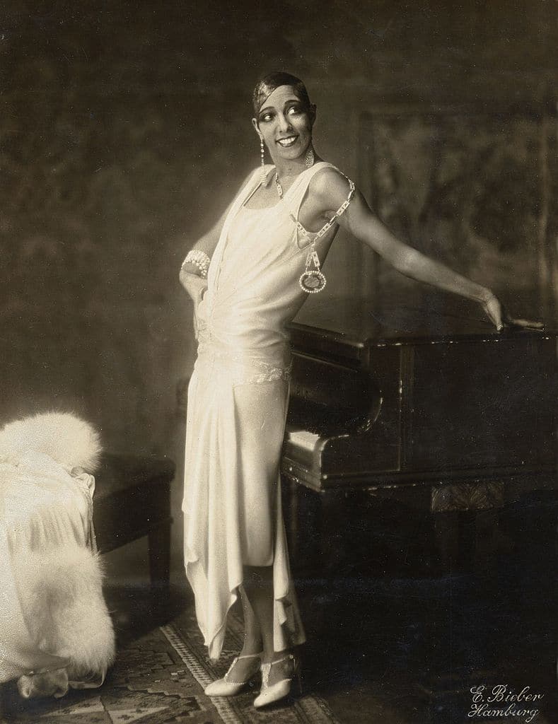 Beyoncé, Zendaya, Rihanna and more: How Josephine Baker Influenced Fashion 6 Beyoncé, Zendaya, Rihanna and more: How Josephine Baker Influenced Fashion 6